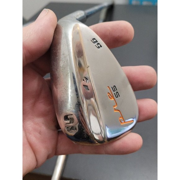 Pinemeadow Pre SS Steel Shaft Regular Flex 56 degree S Sand Wedge Iron Cover RH - Picture 2 of 9
